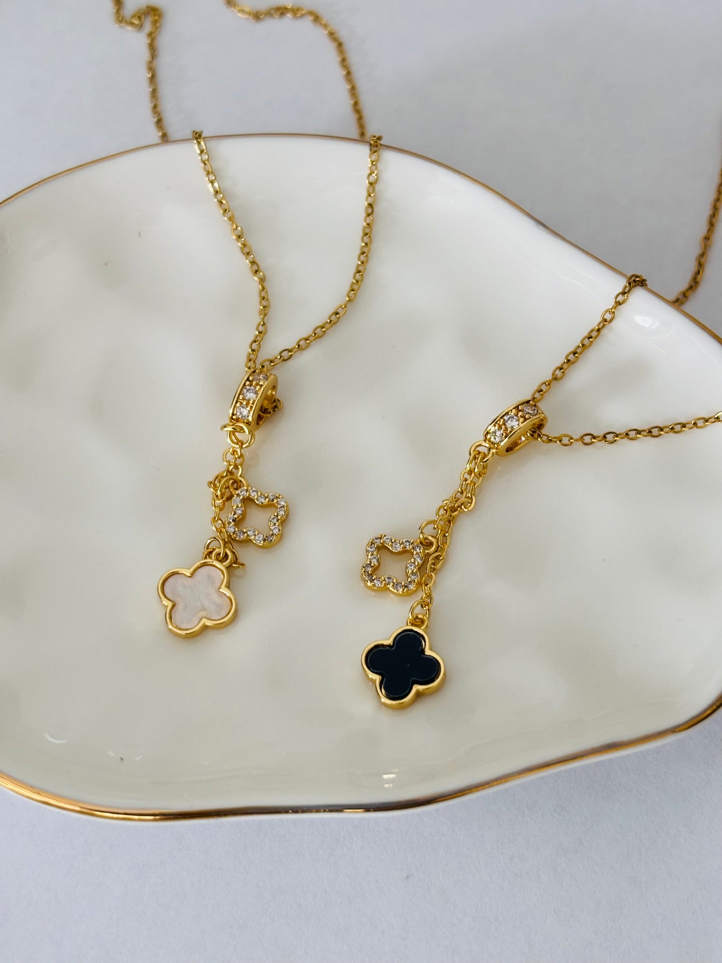BLACK CLOVER CHARM NECKLACE