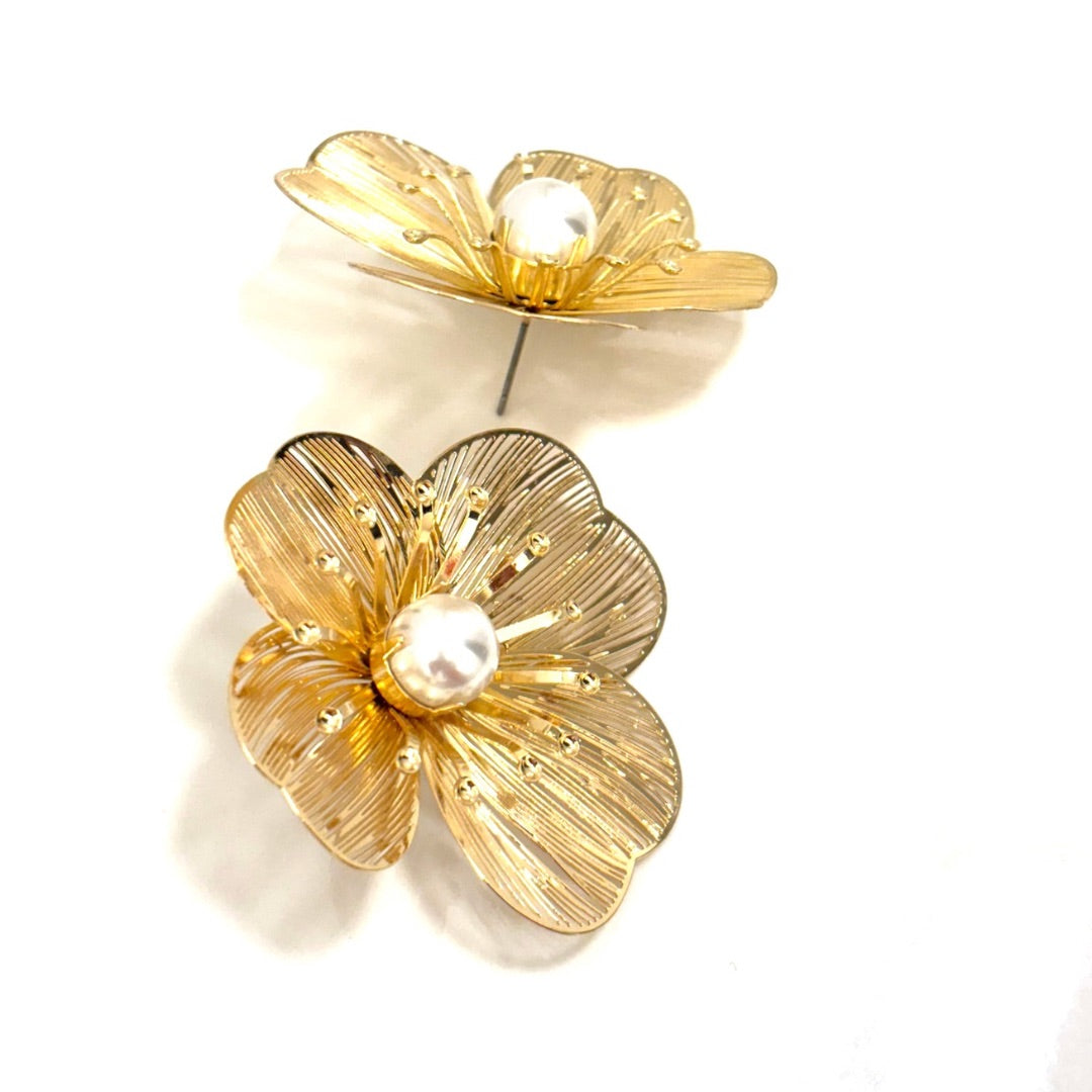 GOLDEN BLOSSOM PEARL