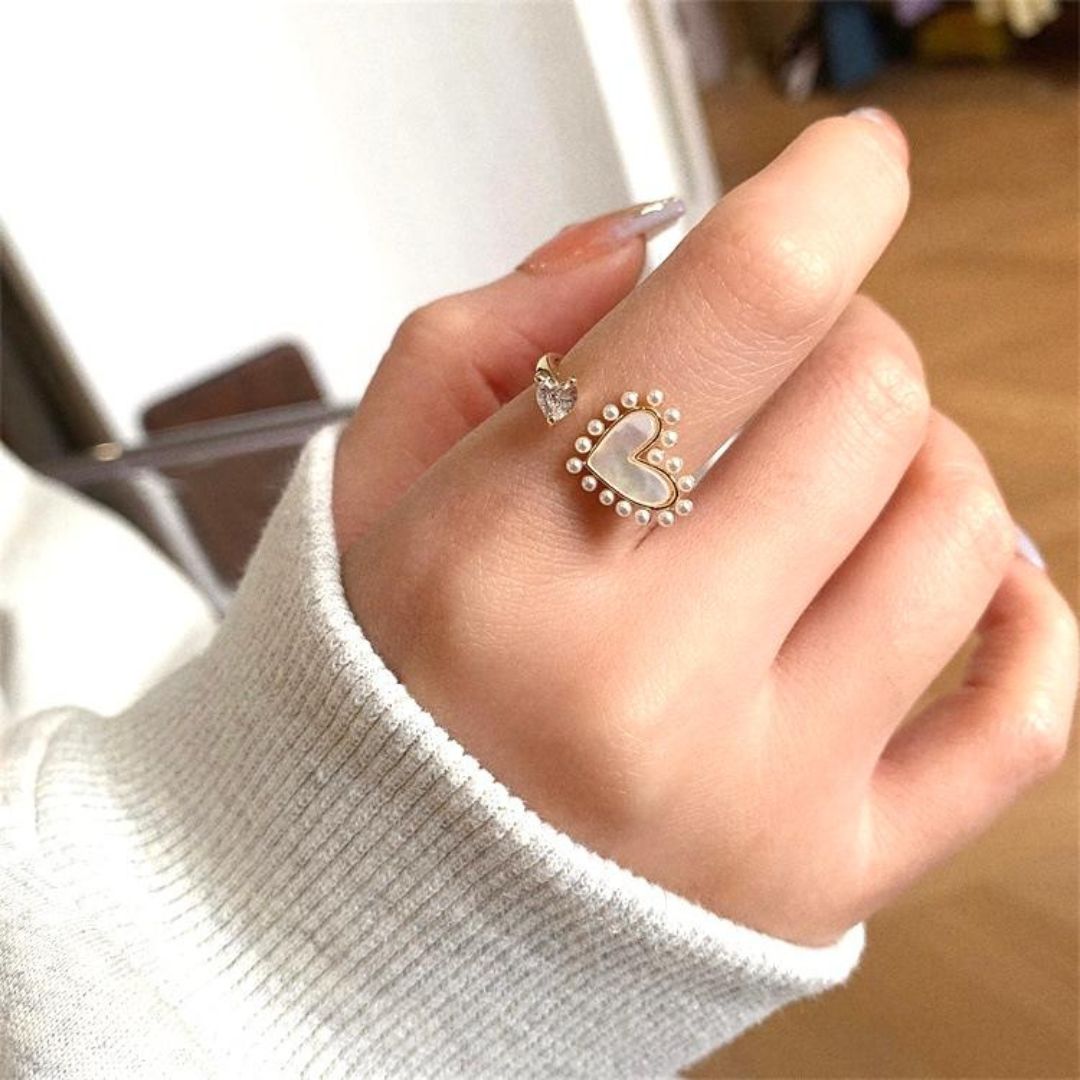 GOLDEN PEARL HEART RING