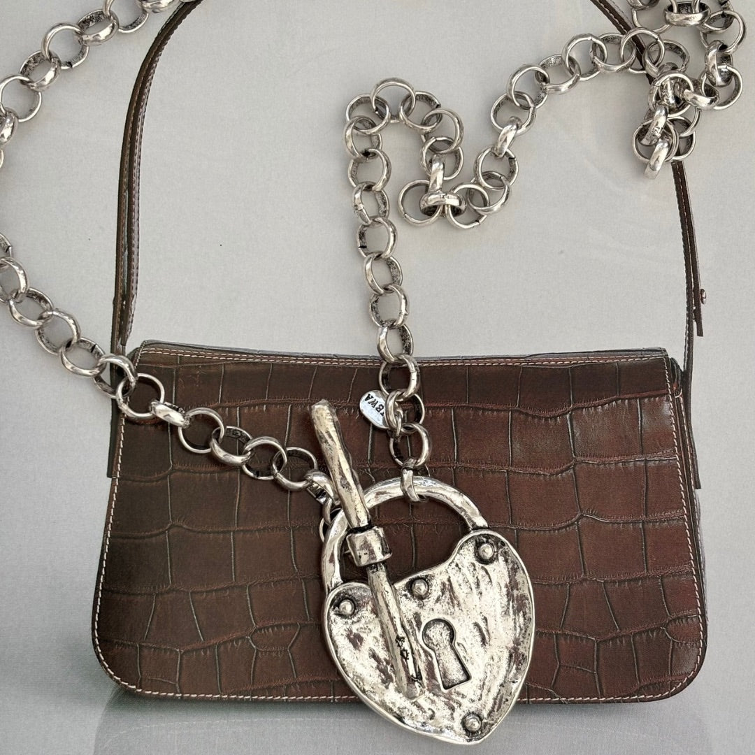 SILVER LOCK HEART NECKLACE