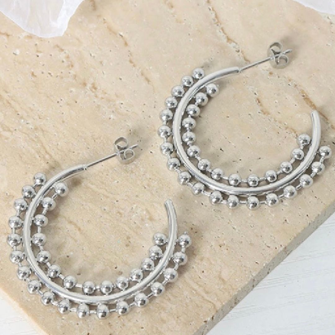 SAMIRA SILVER HOOP