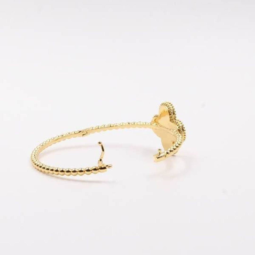 GOLDEN CLOVER BANGLE