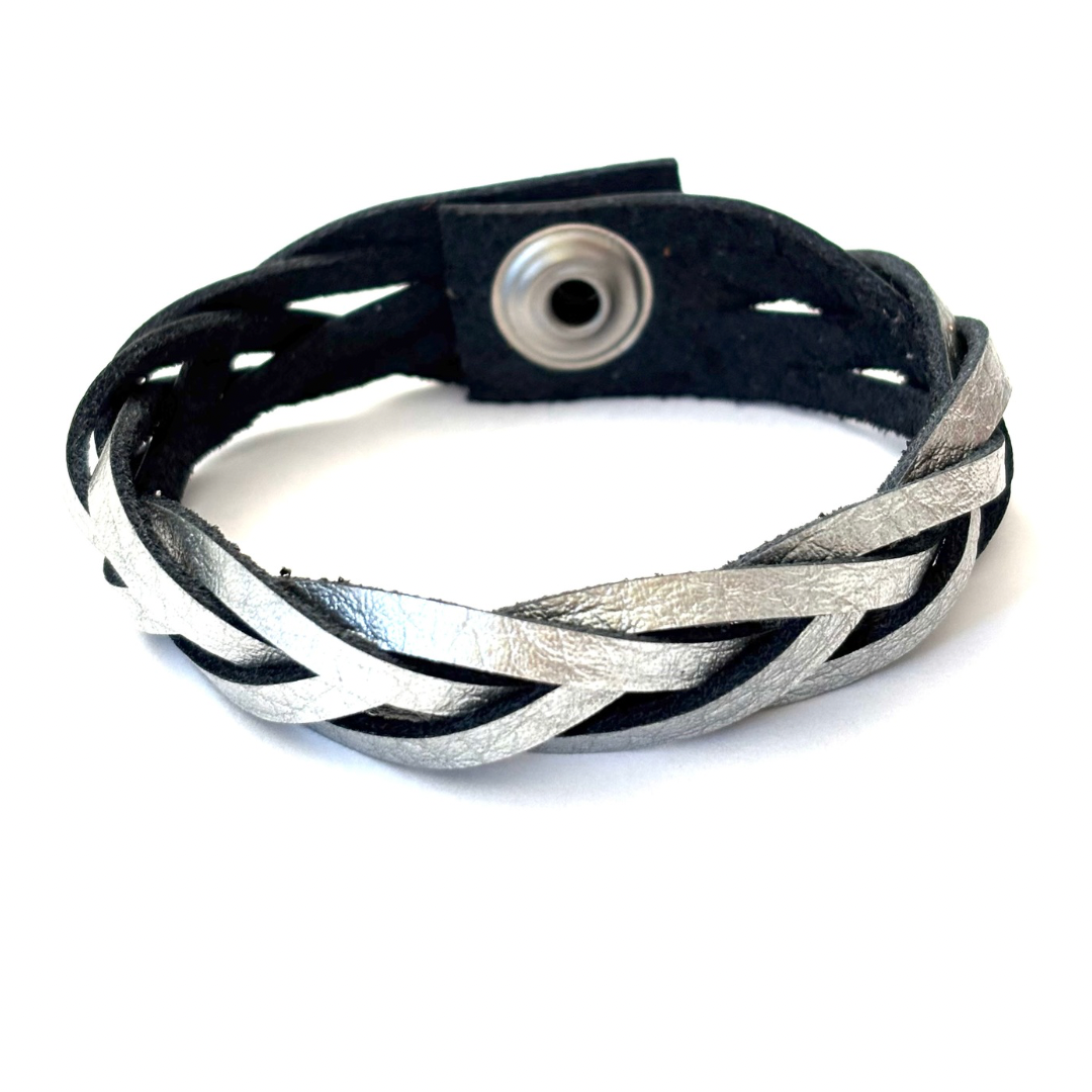 SILVER LEATHER BRACELET