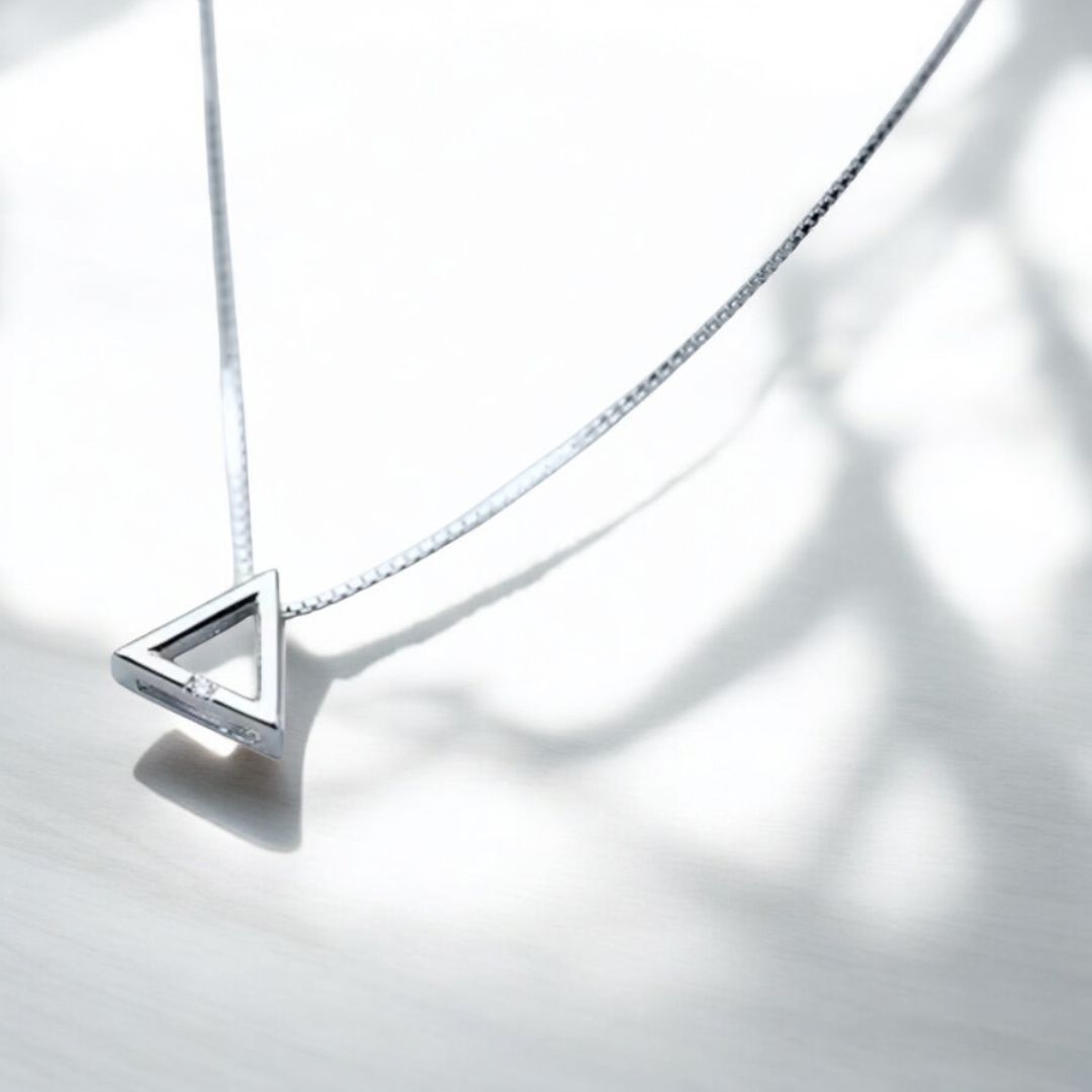 TRIANGLE TREASURE NECKLACE