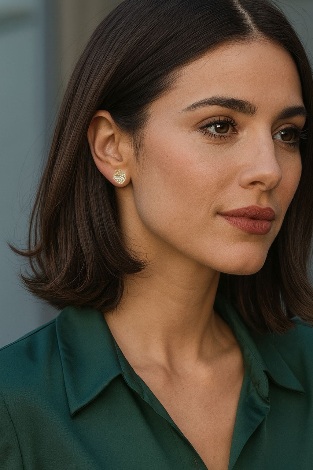 GOLDEN HEART LUXE STUDS