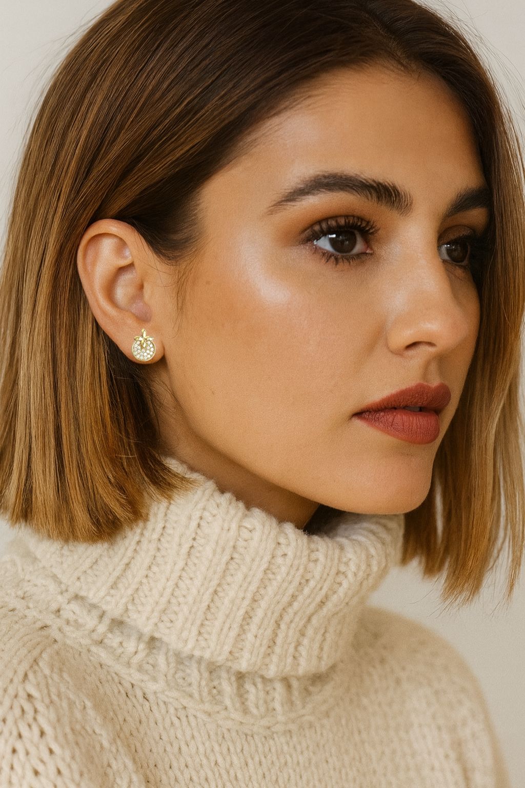 GOLDEN BLOOM STUDS