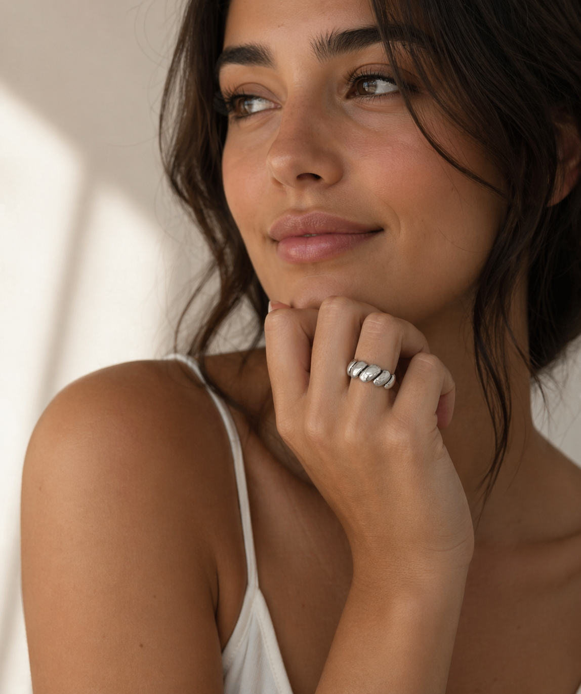LUXE SILVER WAVE RING