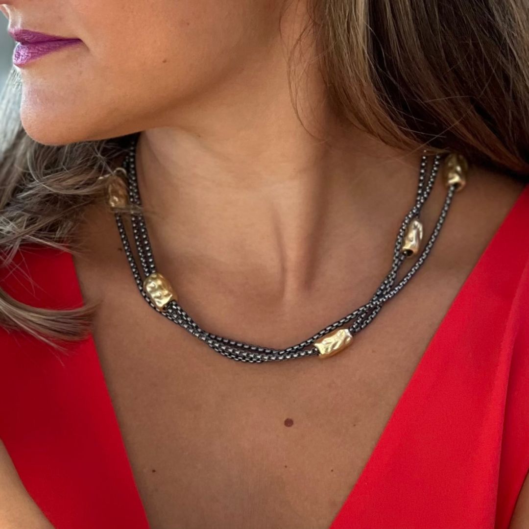 LOU BLACK NECKLACE
