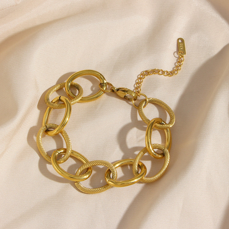 LENA OVAL LINK BRACELET
