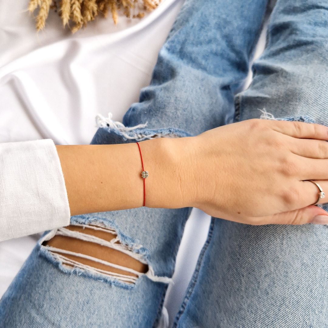 ZOE LEAF CLOVER CHARM BRACELET