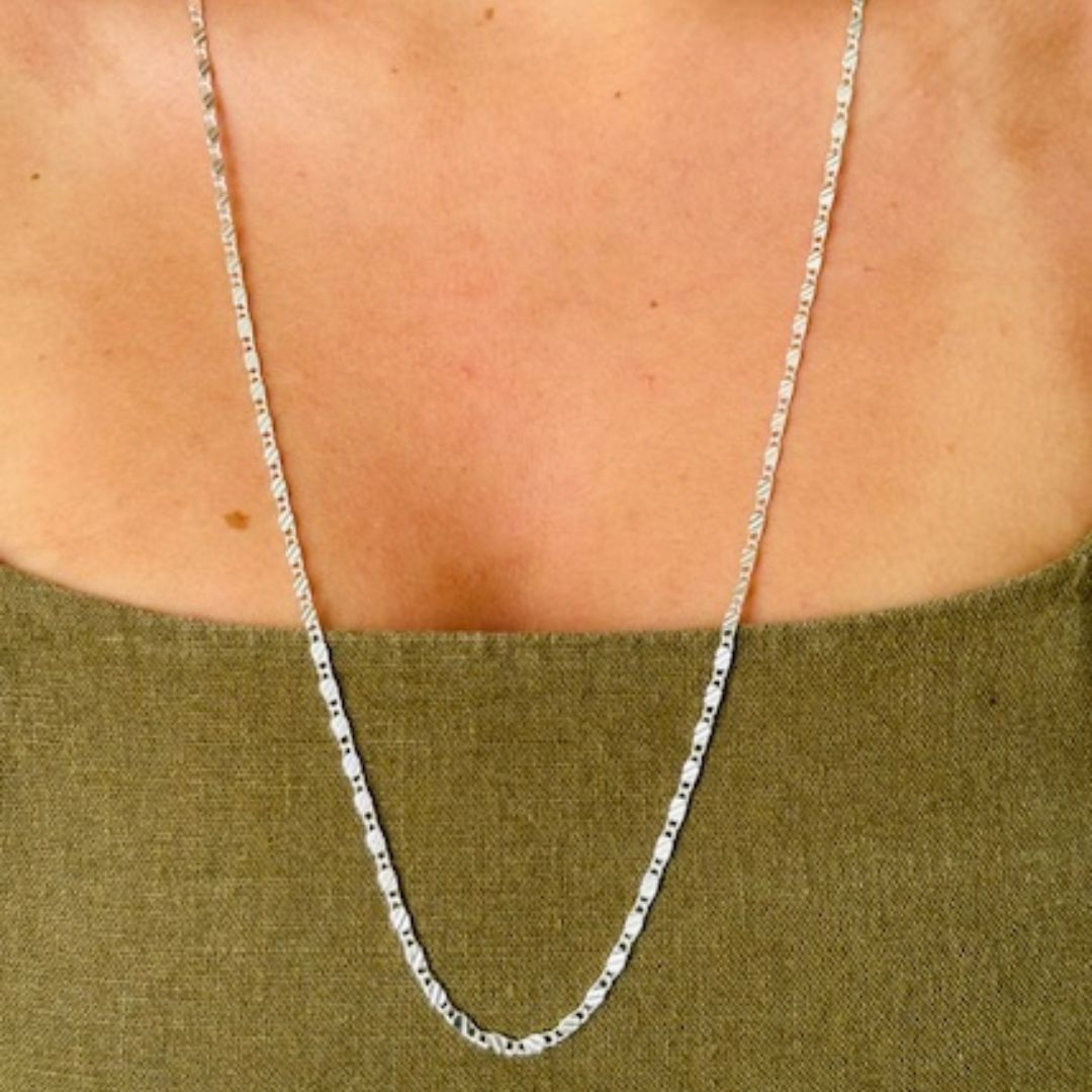 ANAIS FLAT CHAIN NECKLACE - Metales & Co