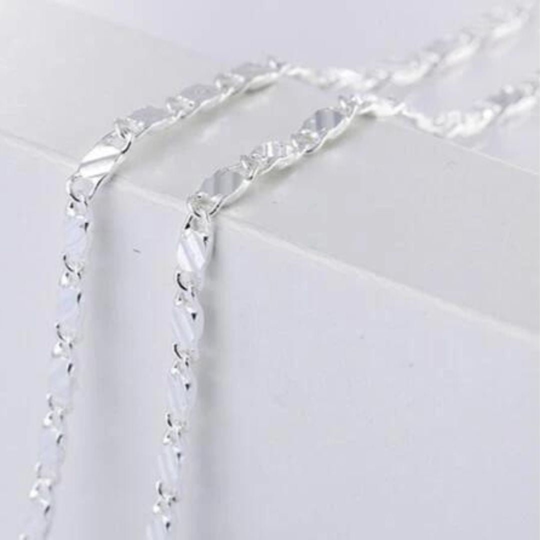 ANAIS FLAT CHAIN NECKLACE - Metales & Co