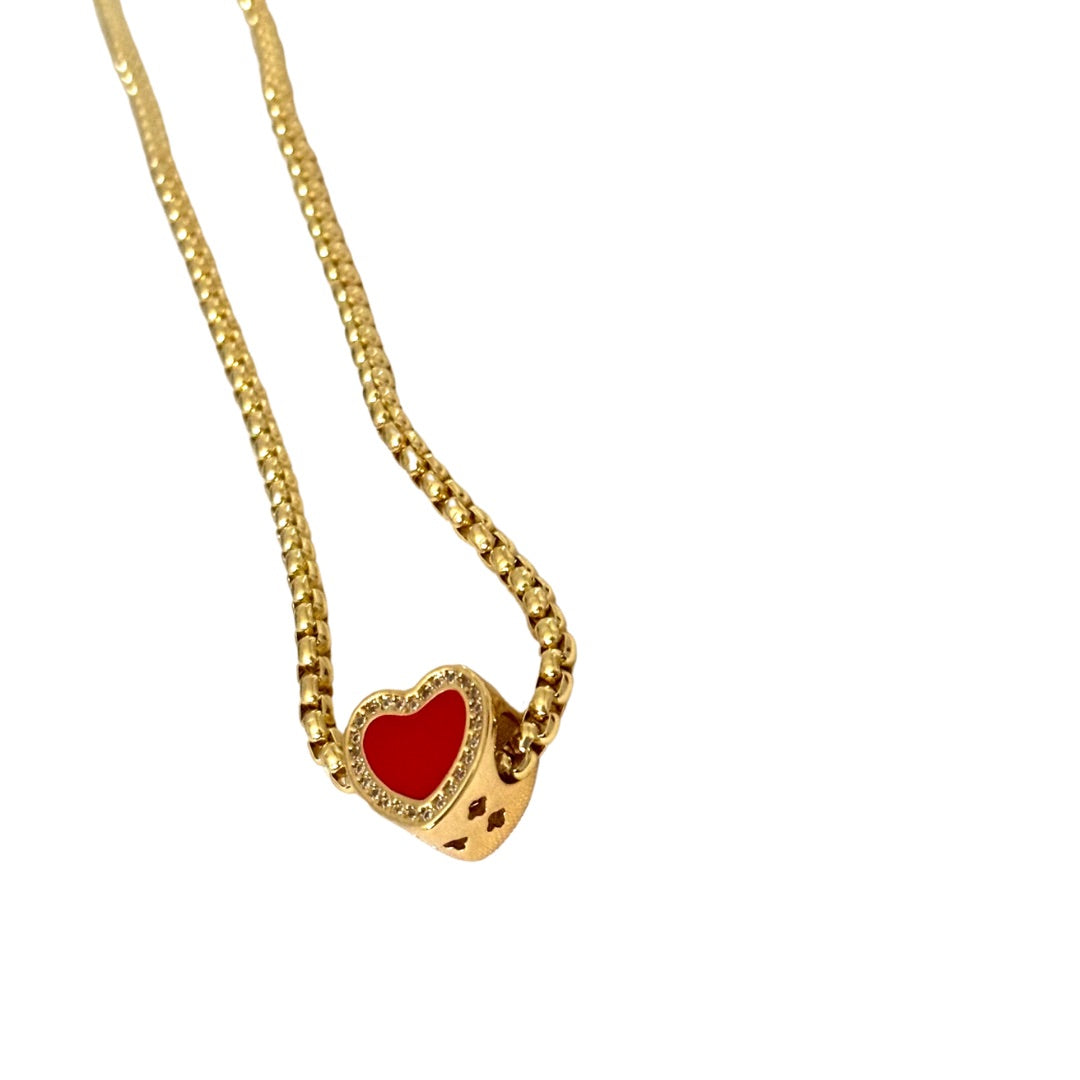 GOLDEN HEART CHARM NECKLACE