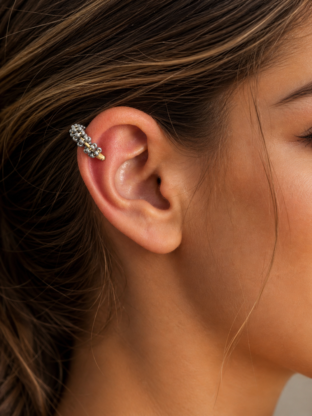ECLIPSE BEAD EAR CUFF