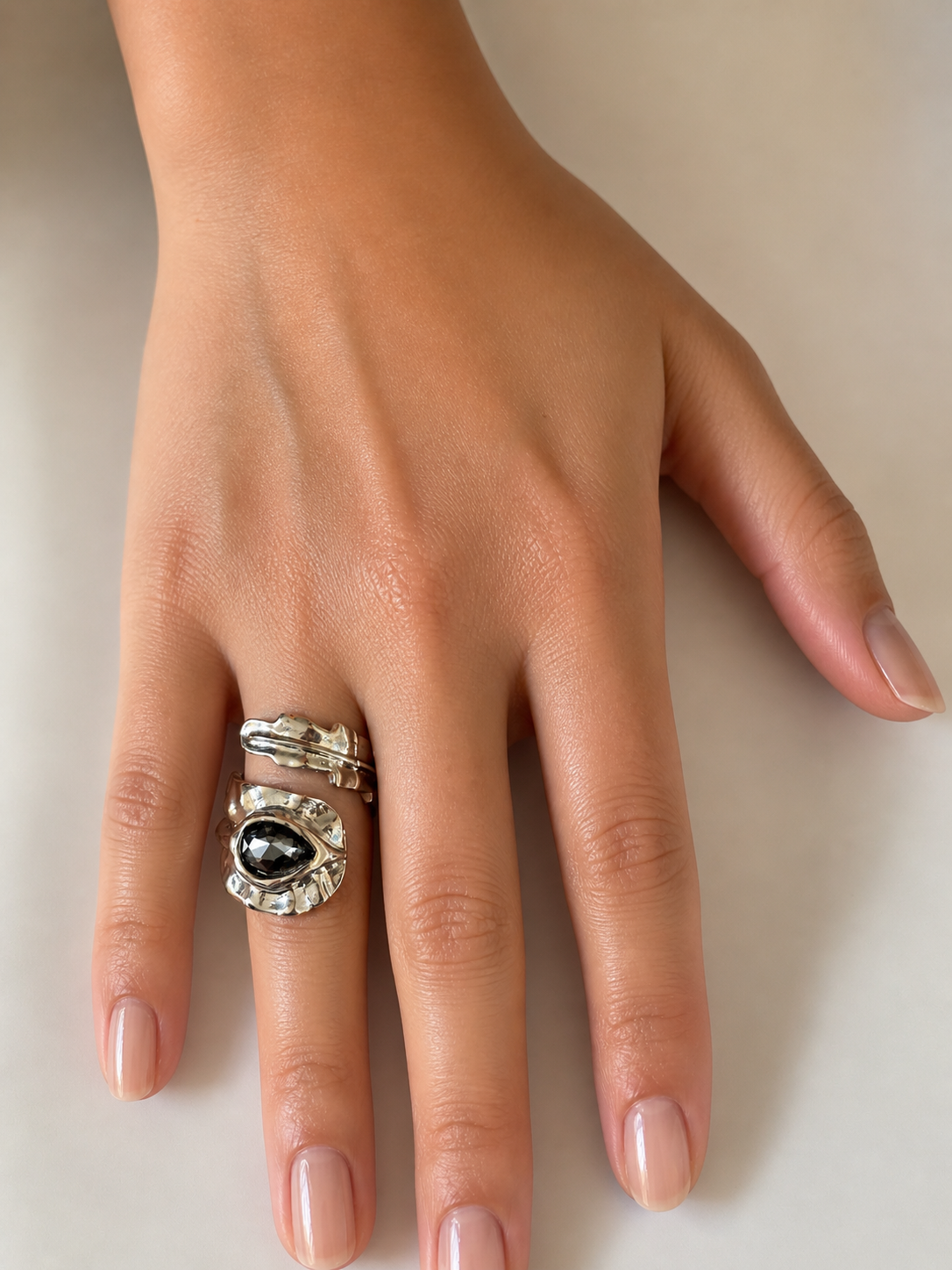 LEAF DROP RING