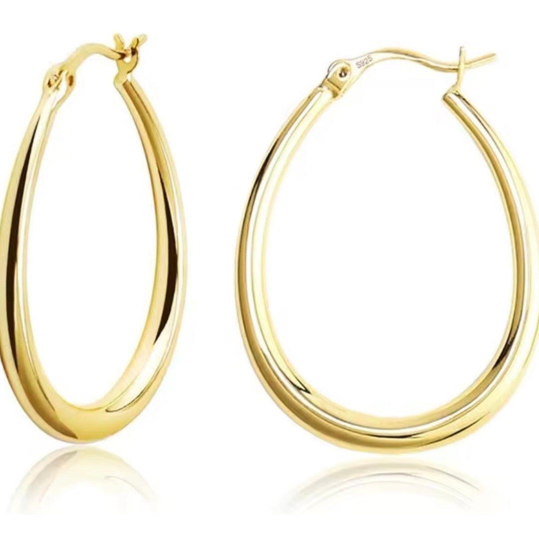 KAMI HOOP EARRINGS