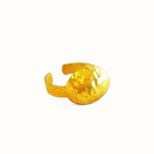 HAMMERED GOLD RING