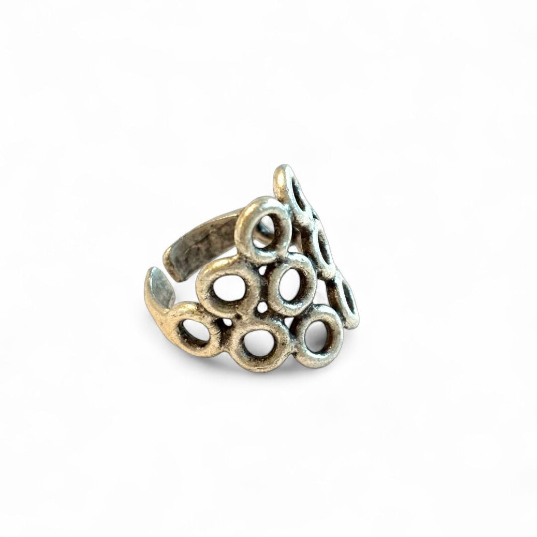 MULTI-CIRCLE RING