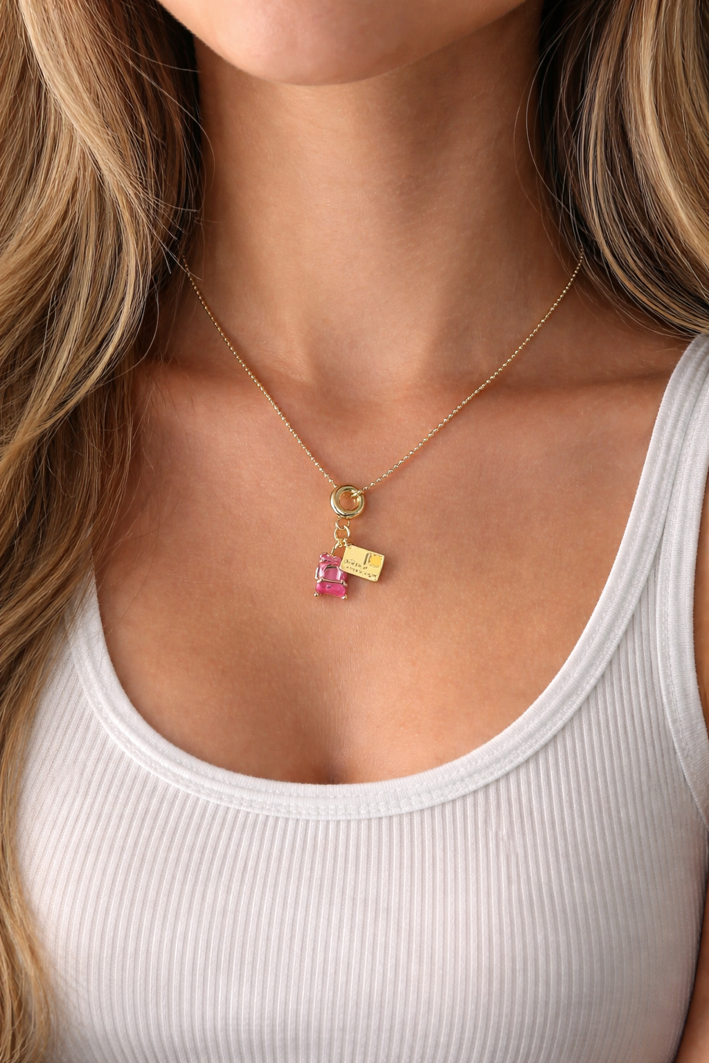 PINK TRAVEL NECKLACE