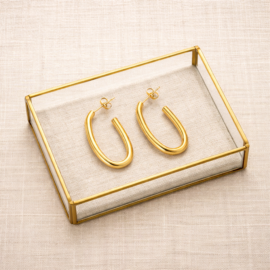 OVAL LINE GOLD HOOP