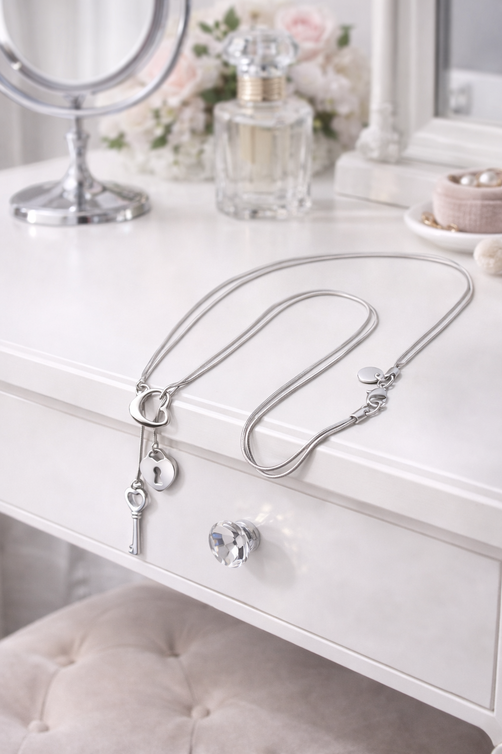 KEY HEART NECKLACE