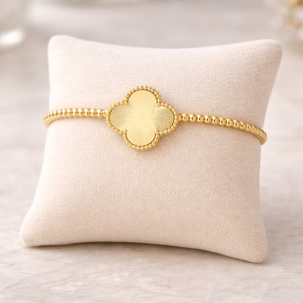 GOLDEN CLOVER BANGLE