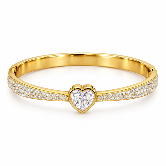 AMOUR HEART BANGLE