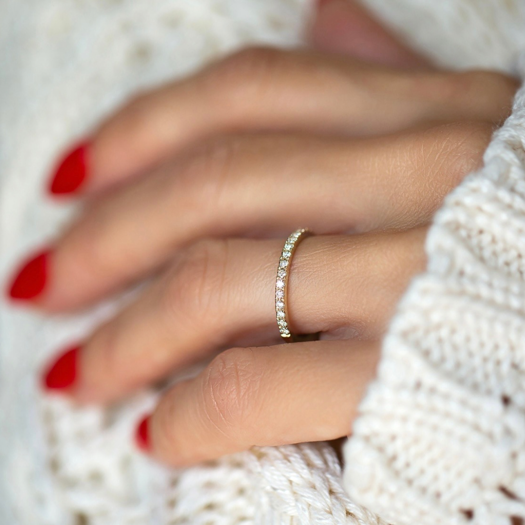 ETERNITY BAND RING
