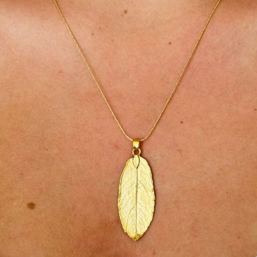 MARCIA LEAF NECKLACE