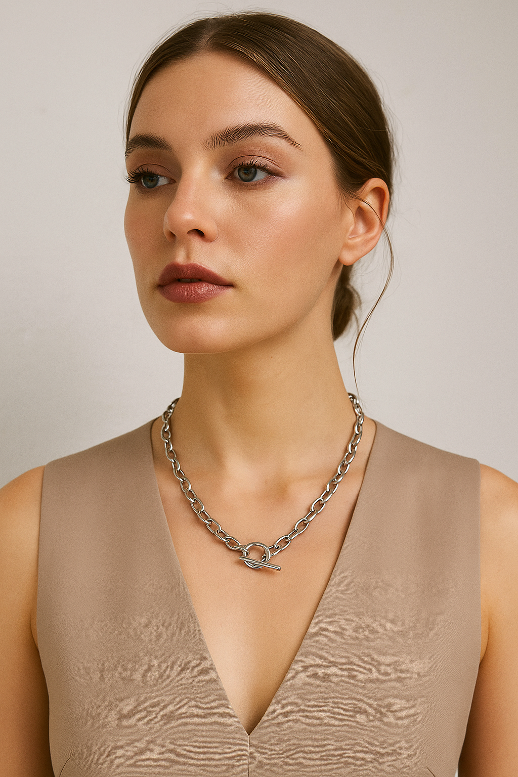 TOGGLE CLASP OVAL LINK CHAIN NECKLACE