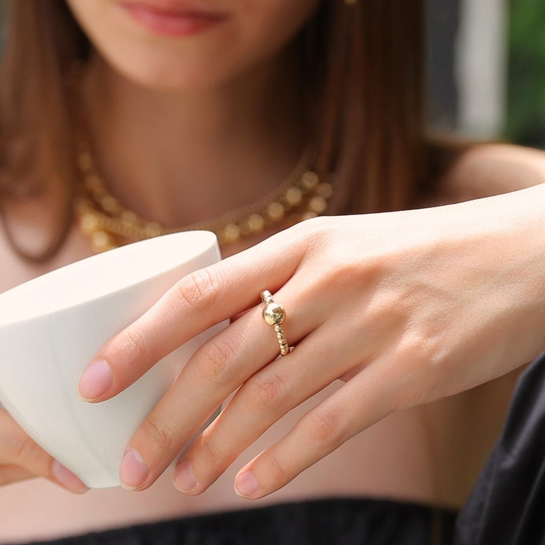 GOLD BEAD BAND RING