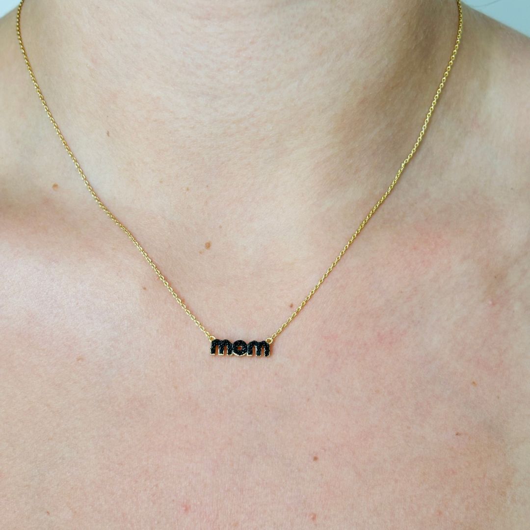 MOM NECKLACE