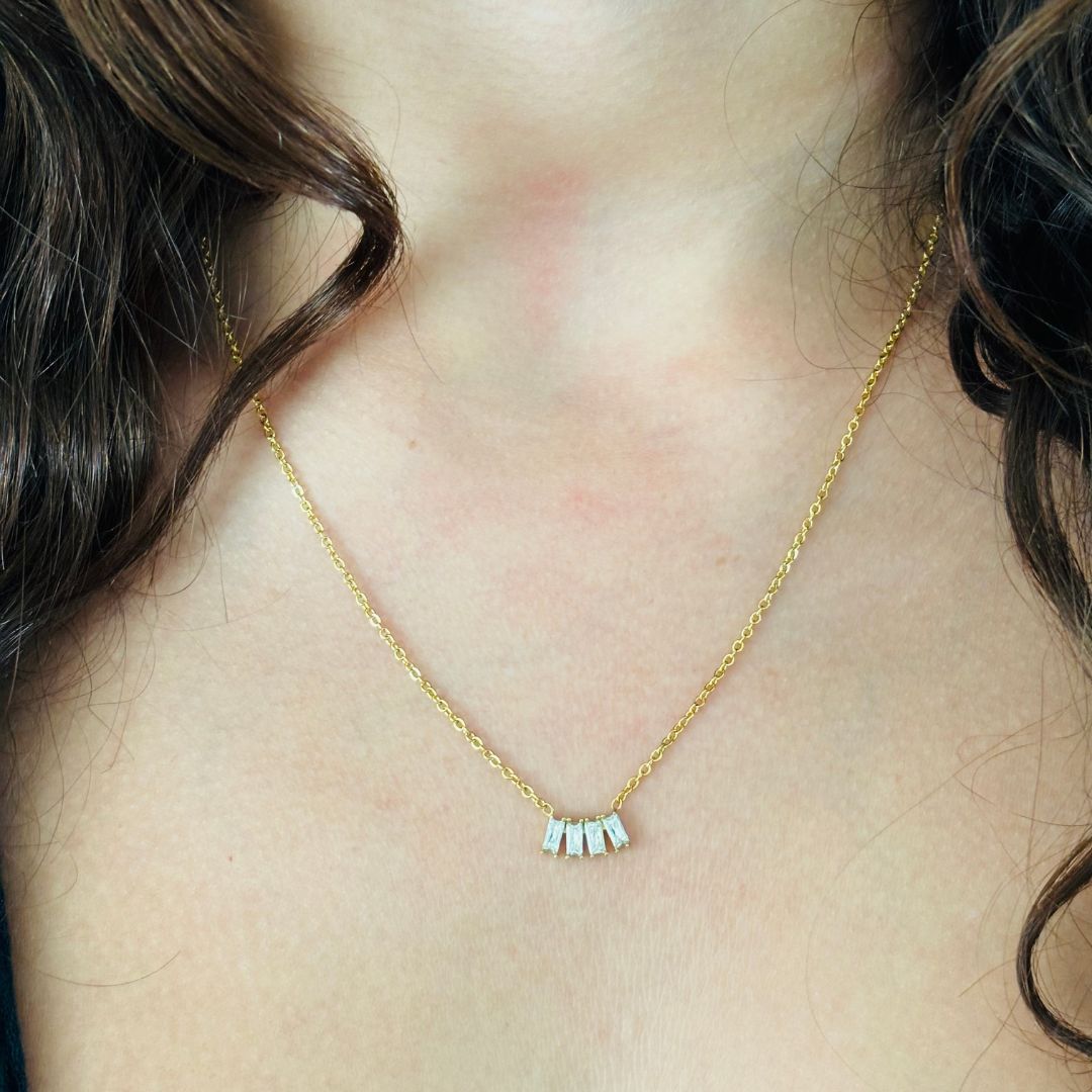 BAGUETTE BAR NECKLACE - Metales & Co