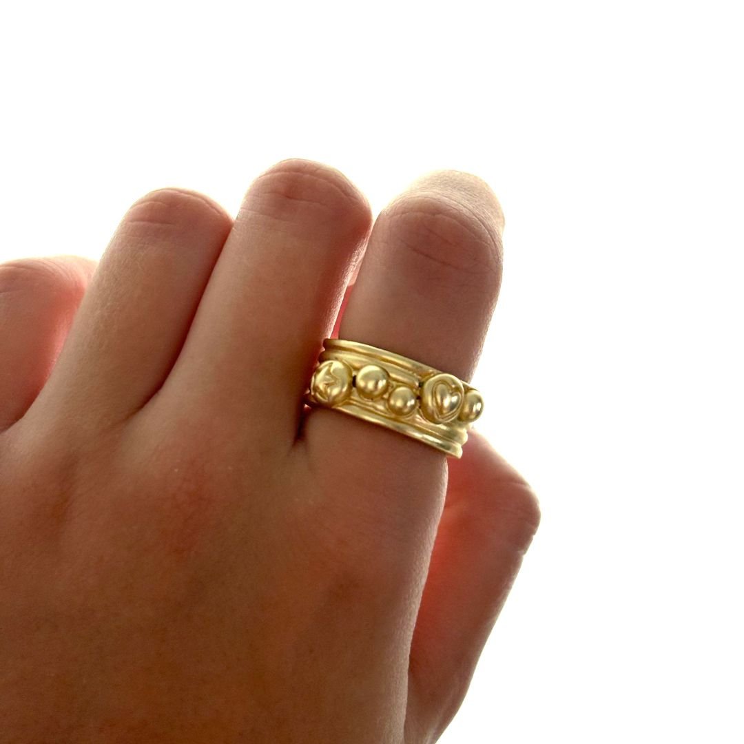 BUBBLE CUFF GOLD RING - Metales & Co